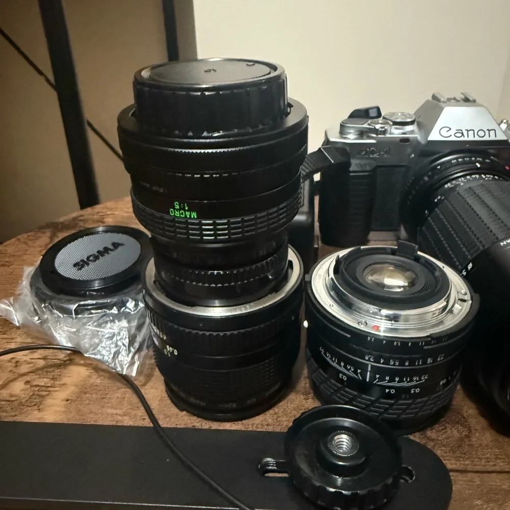 Canon Silver and Black Lens Set for Professional Photography